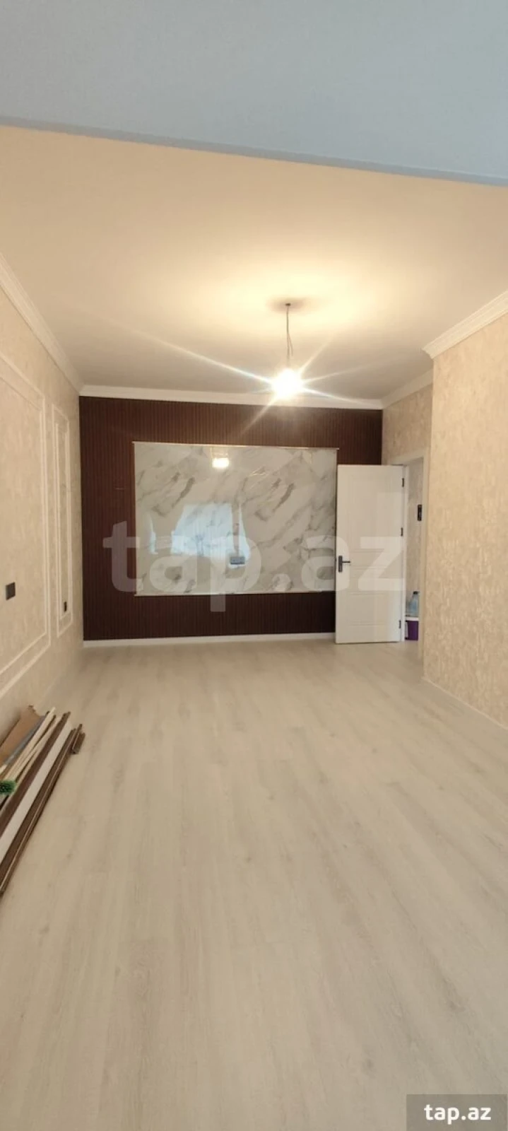 Satılır 2 otaqlı yeni tikili 75 m²