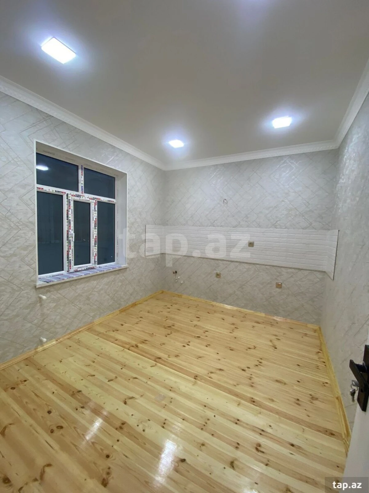 Satılır 3 otaqlı həyət evi