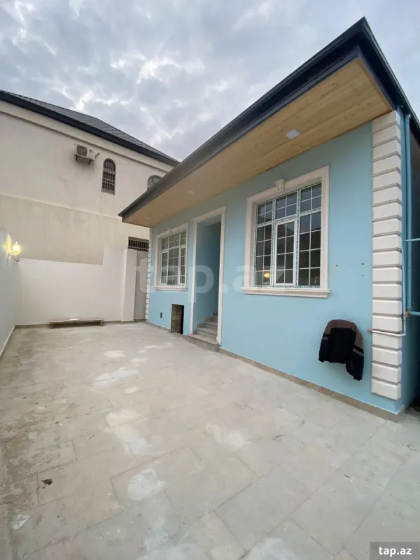 Satılır 4 otaqlı həyət evi