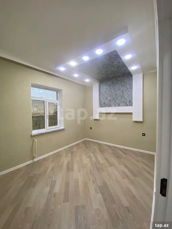 Satılır 4 otaqlı həyət evi