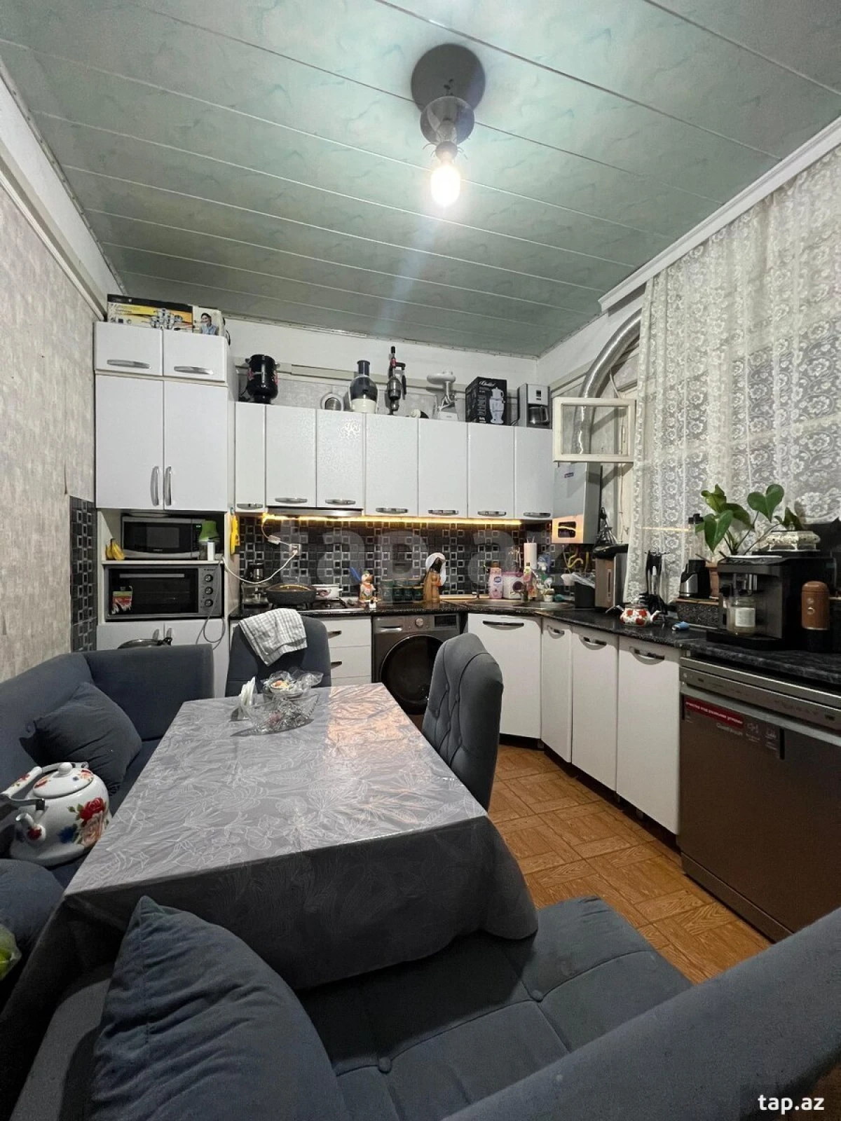 Satılır 4 otaqlı həyət evi