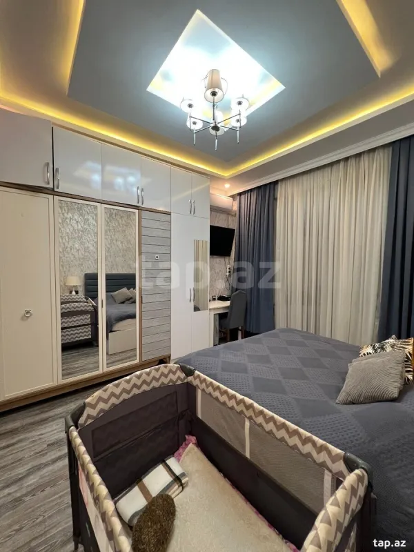 Satılır 4 otaqlı həyət evi