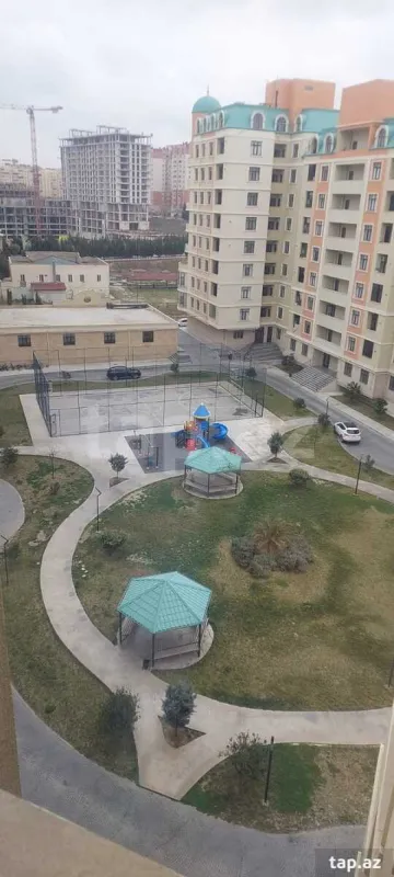 Kirayə verilir 2 otaqlı yeni tikili 73 m²