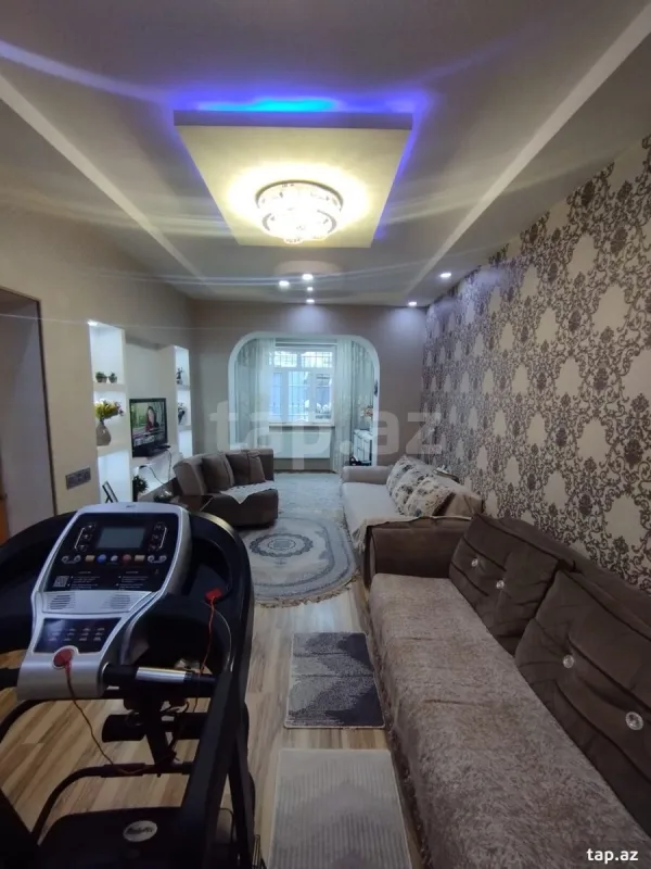 Satılır 4 otaqlı həyət evi