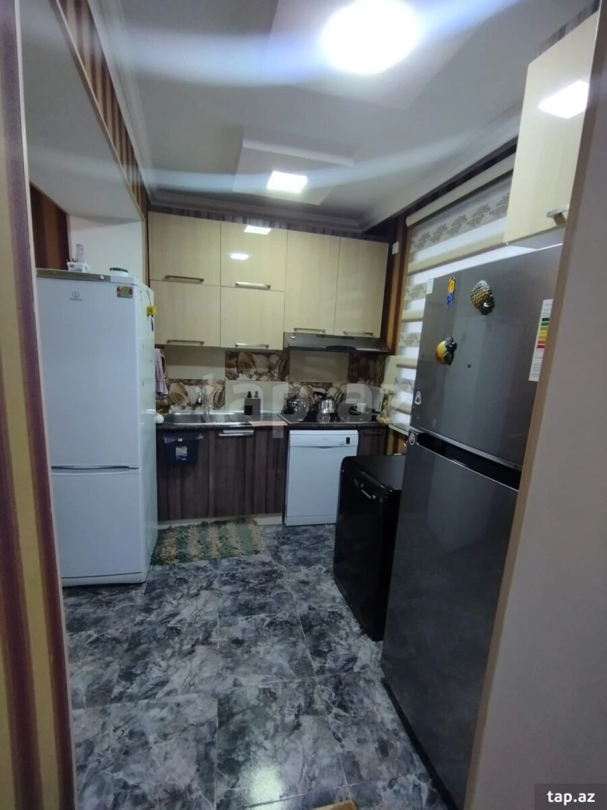 Satılır 4 otaqlı həyət evi