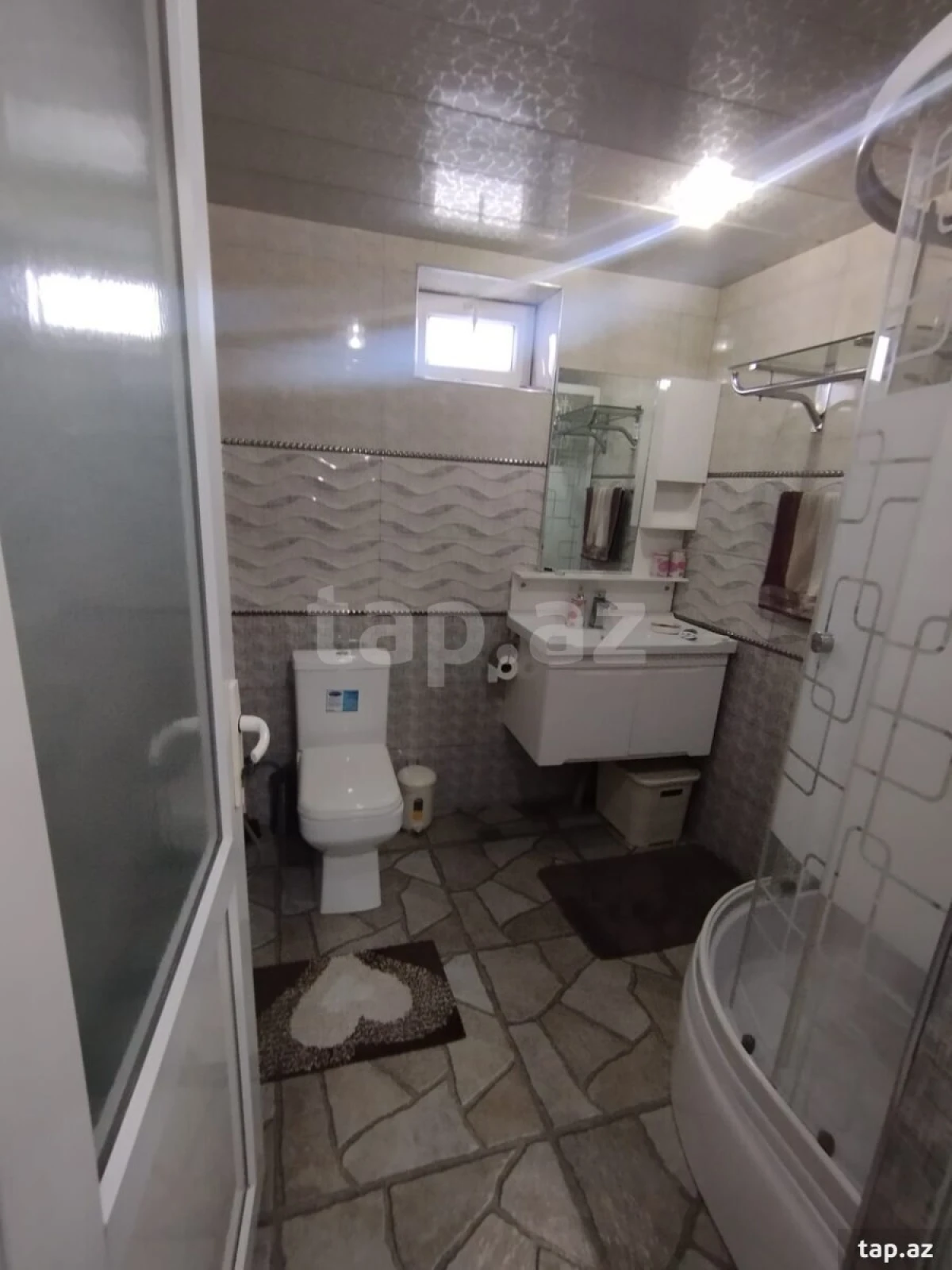 Satılır 4 otaqlı həyət evi