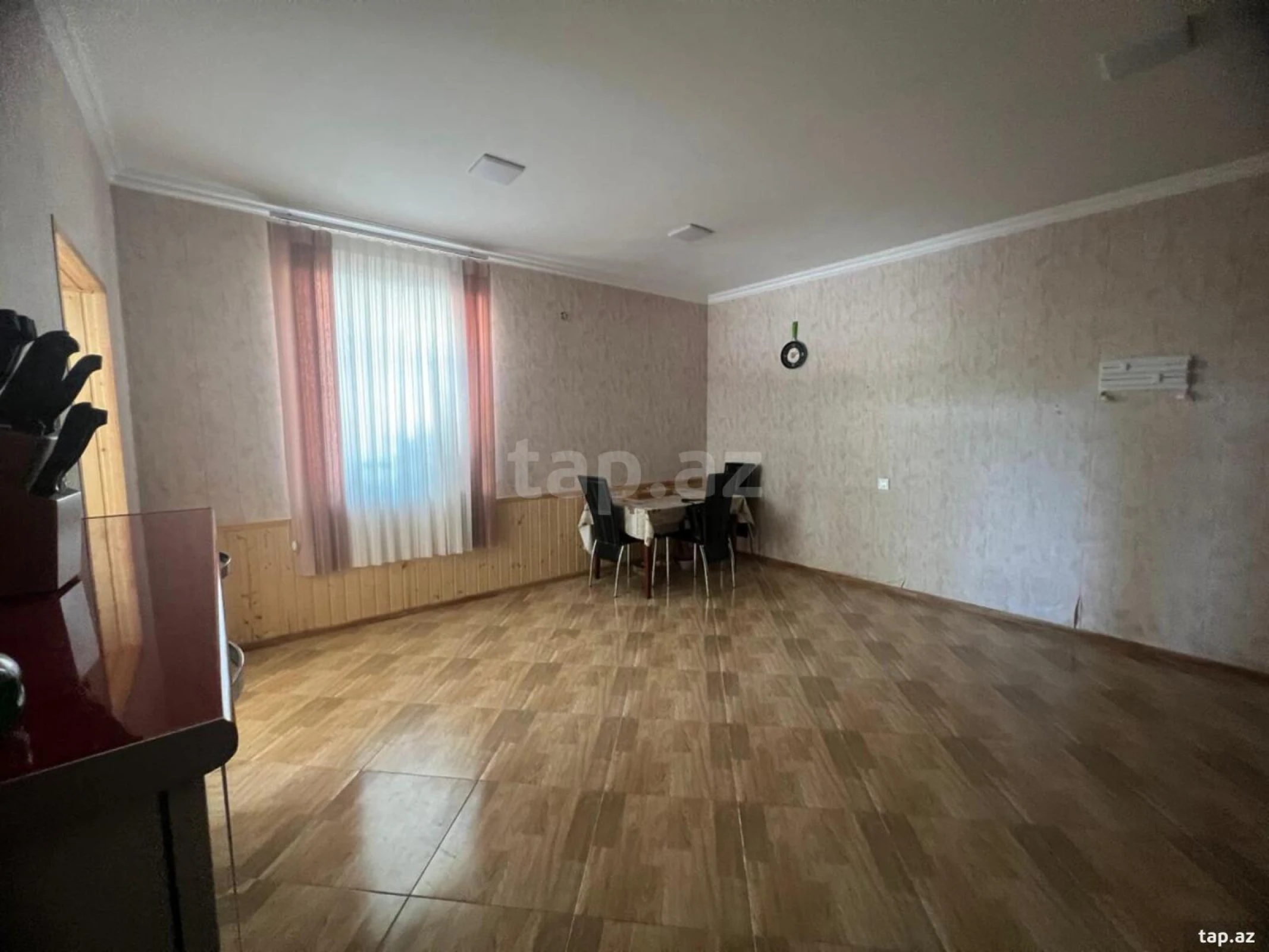 Satılır 6 otaqlı həyət evi