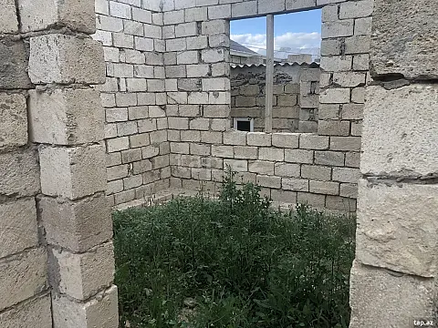 Satılır 3 otaqlı həyət evi