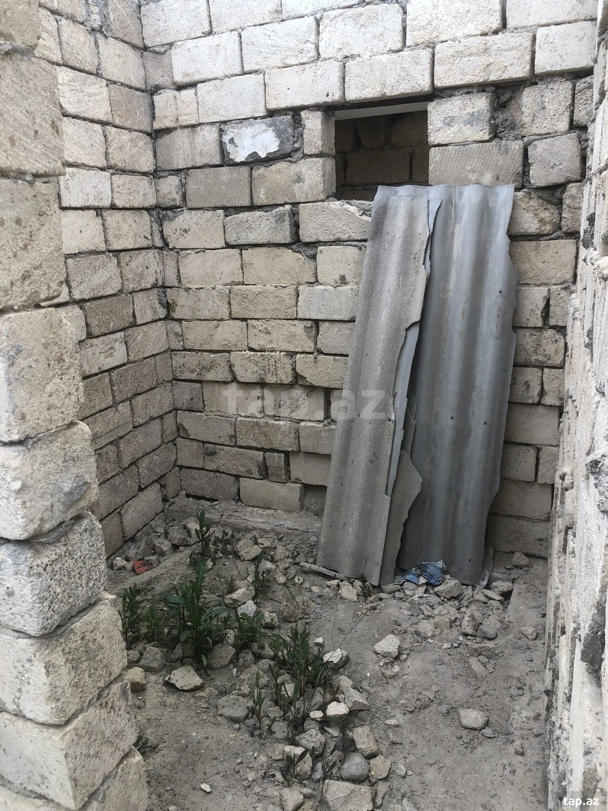 Satılır 3 otaqlı həyət evi