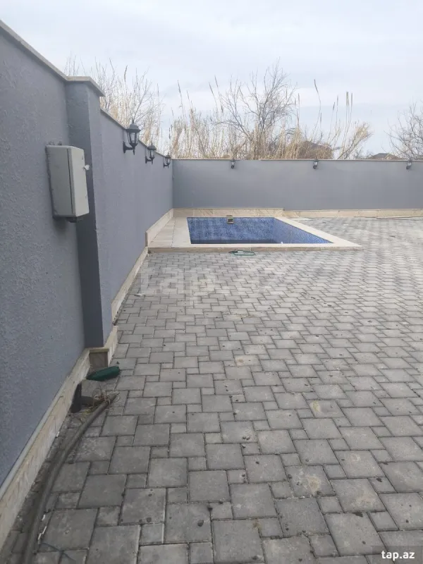 Satılır 3 otaqlı həyət evi