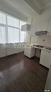 Satılır 1 otaqlı yeni tikili 40 m²
