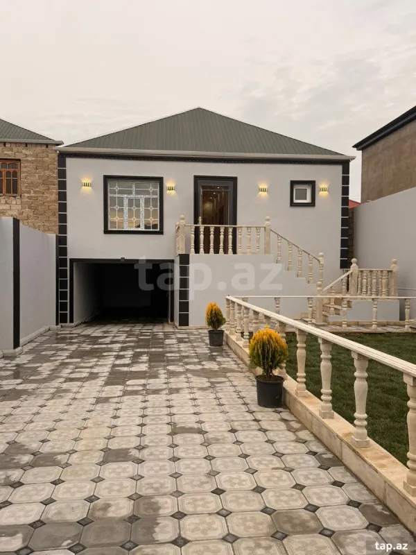Satılır 4 otaqlı həyət evi