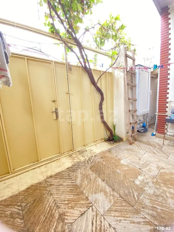 Satılır 3 otaqlı həyət evi