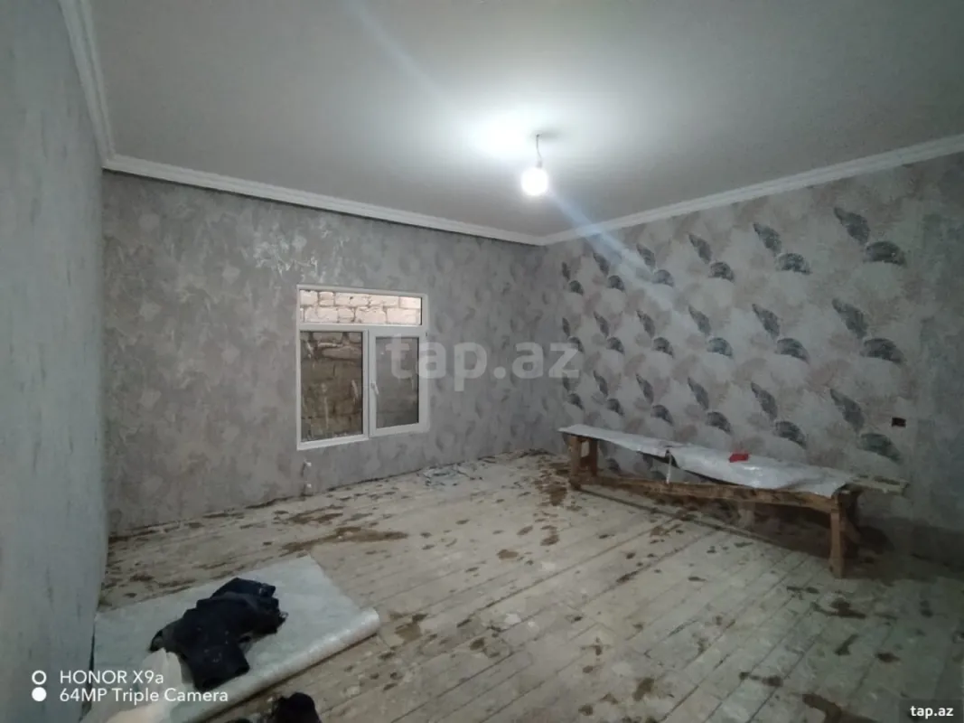 Satılır 3 otaqlı həyət evi