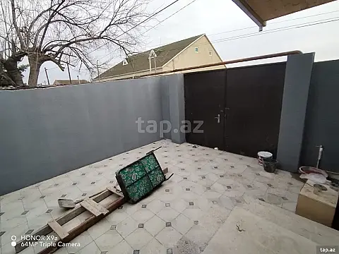 Satılır 3 otaqlı həyət evi