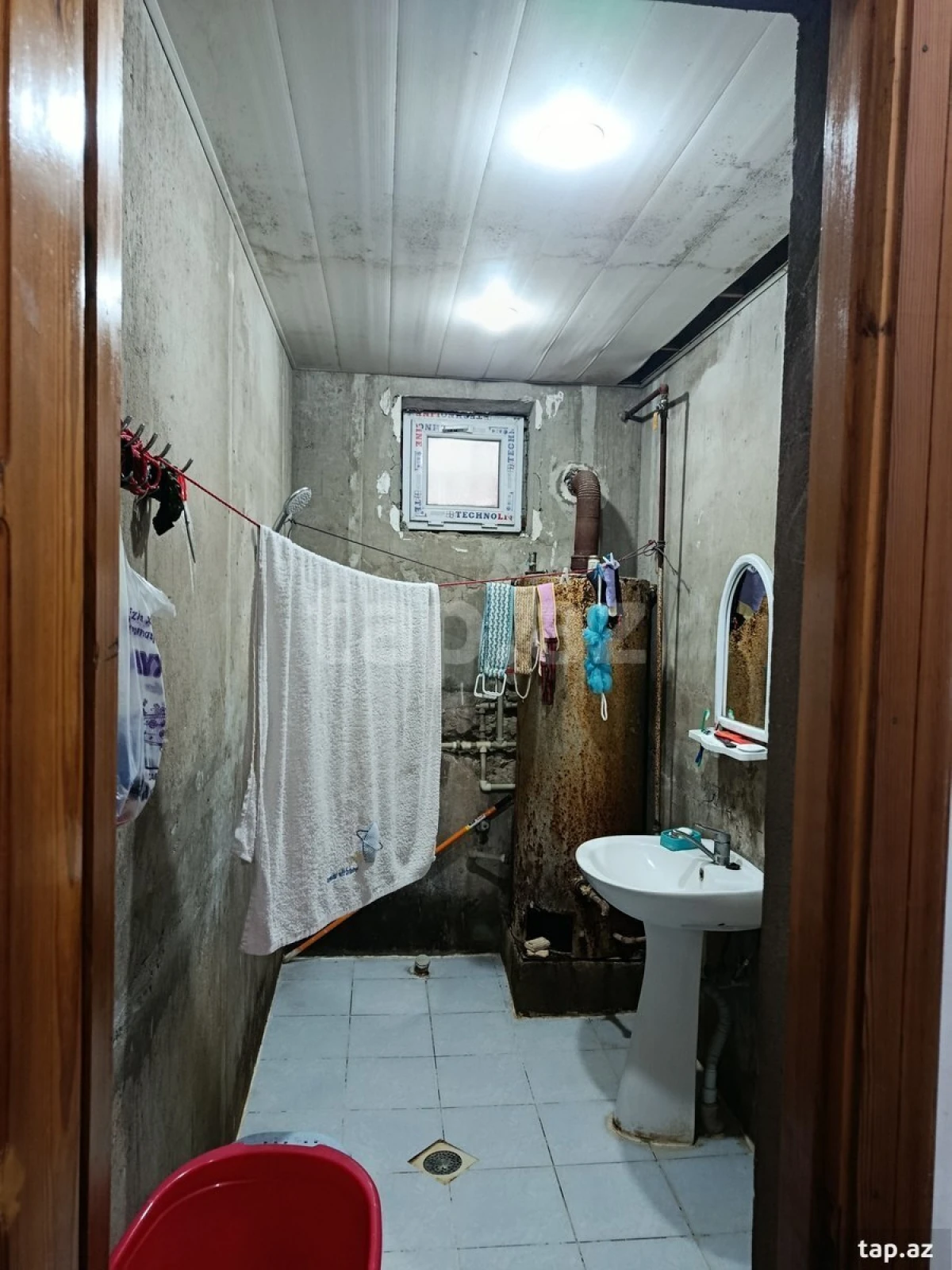 Satılır 3 otaqlı həyət evi