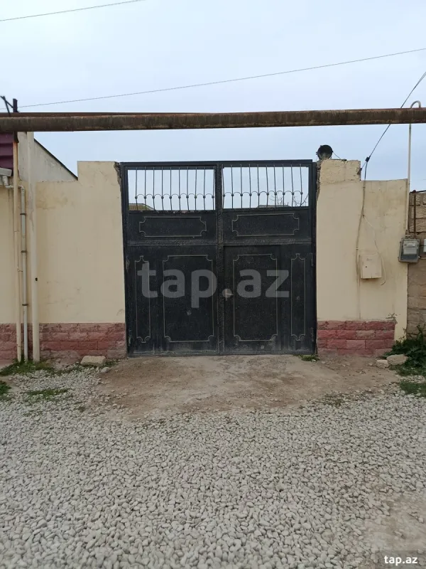 Satılır 3 otaqlı həyət evi