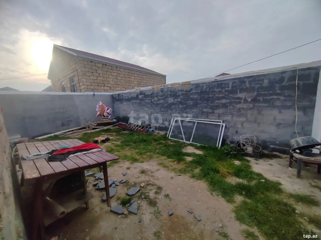 Satılır 2 otaqlı həyət evi