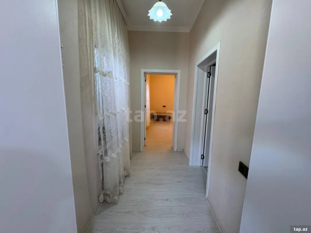 Satılır 4 otaqlı həyət evi