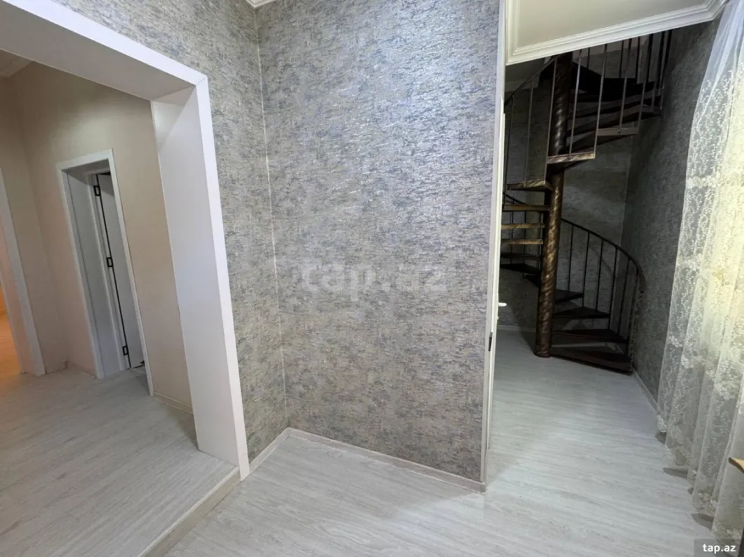 Satılır 4 otaqlı həyət evi