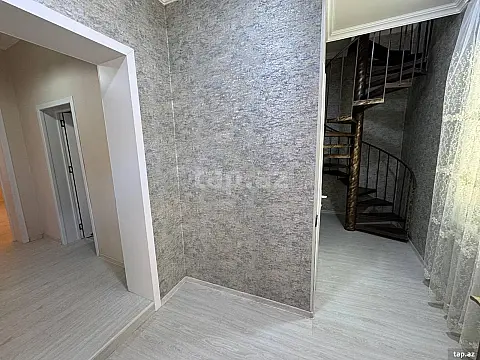 Satılır 4 otaqlı həyət evi