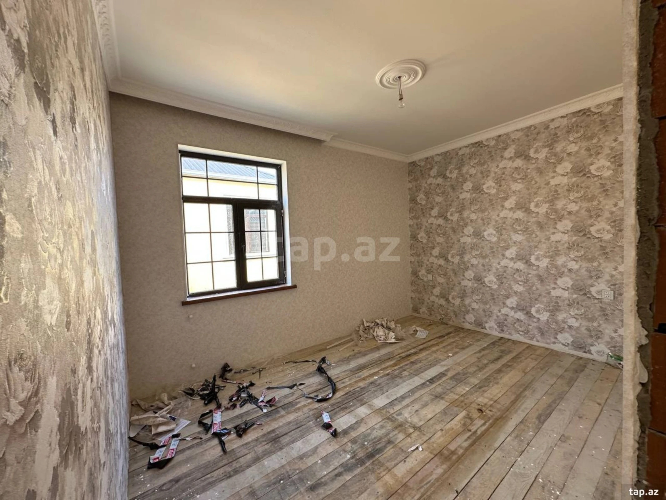 Satılır 3 otaqlı həyət evi