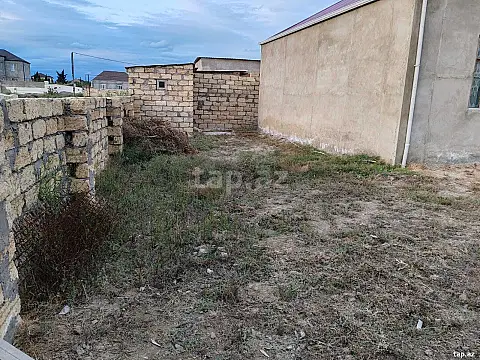 Satılır 4 otaqlı həyət evi 100 m²