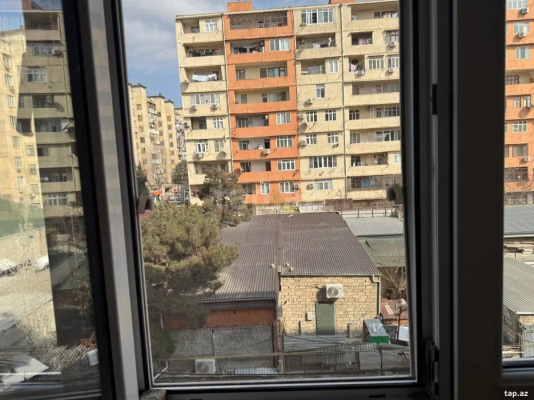 Satılır 3 otaqlı mənzil 52 m²