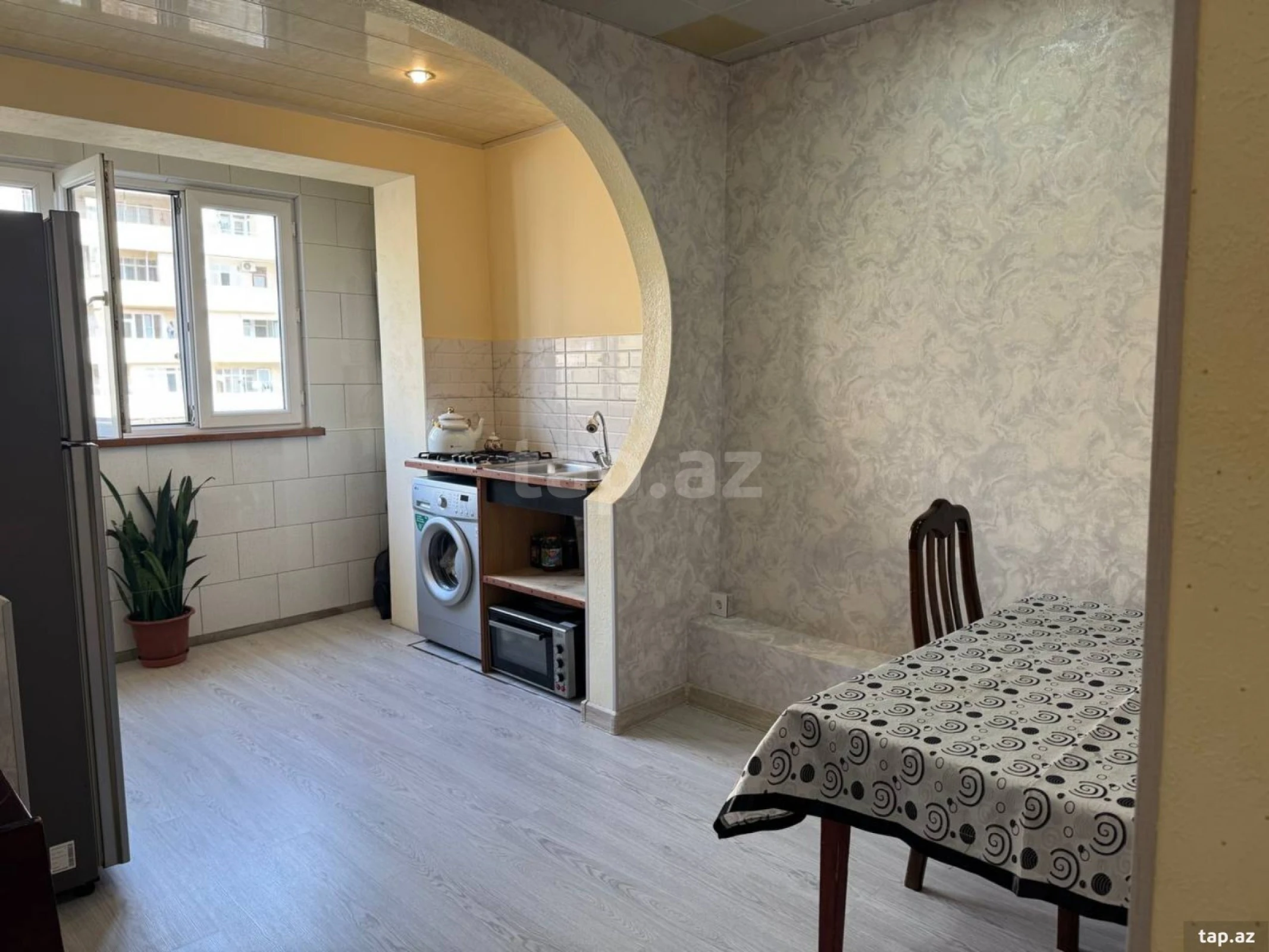 Satılır 3 otaqlı mənzil 52 m²