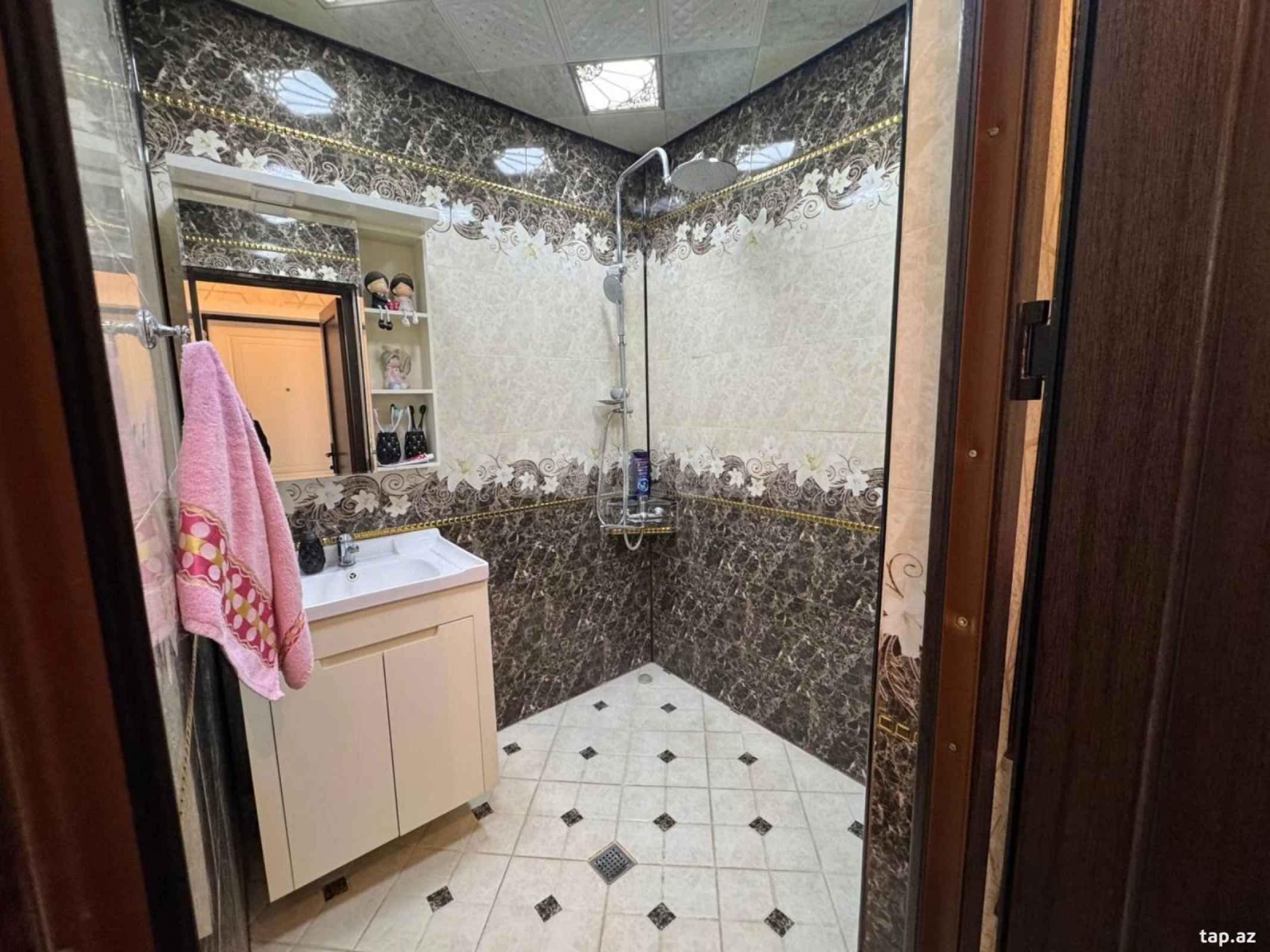 Satılır 3 otaqlı mənzil 52 m²