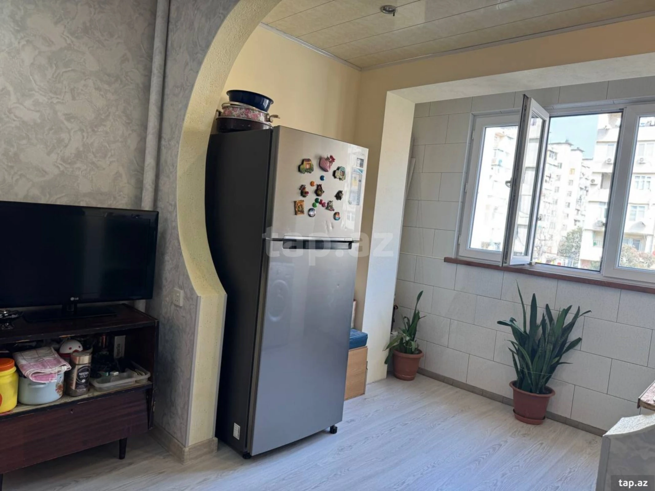 Satılır 3 otaqlı mənzil 52 m²