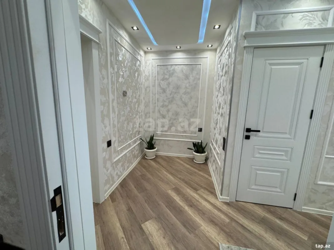 Satılır 3 otaqlı yeni tikili 50 m²