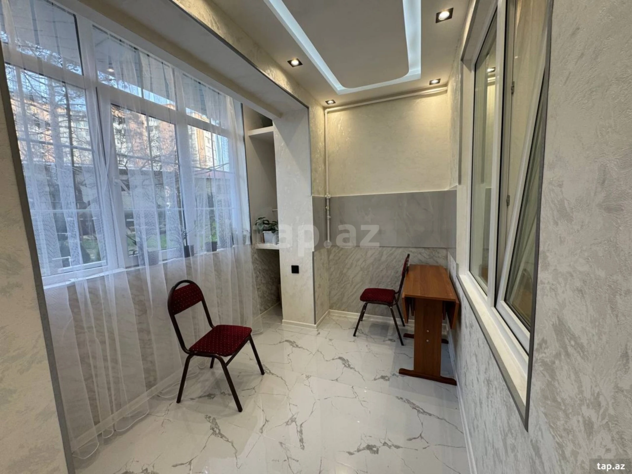 Satılır 3 otaqlı yeni tikili 50 m²