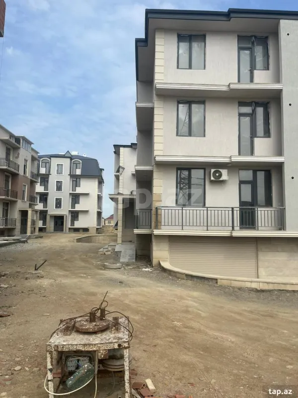 Satılır 2 otaqlı yeni tikili 45 m²