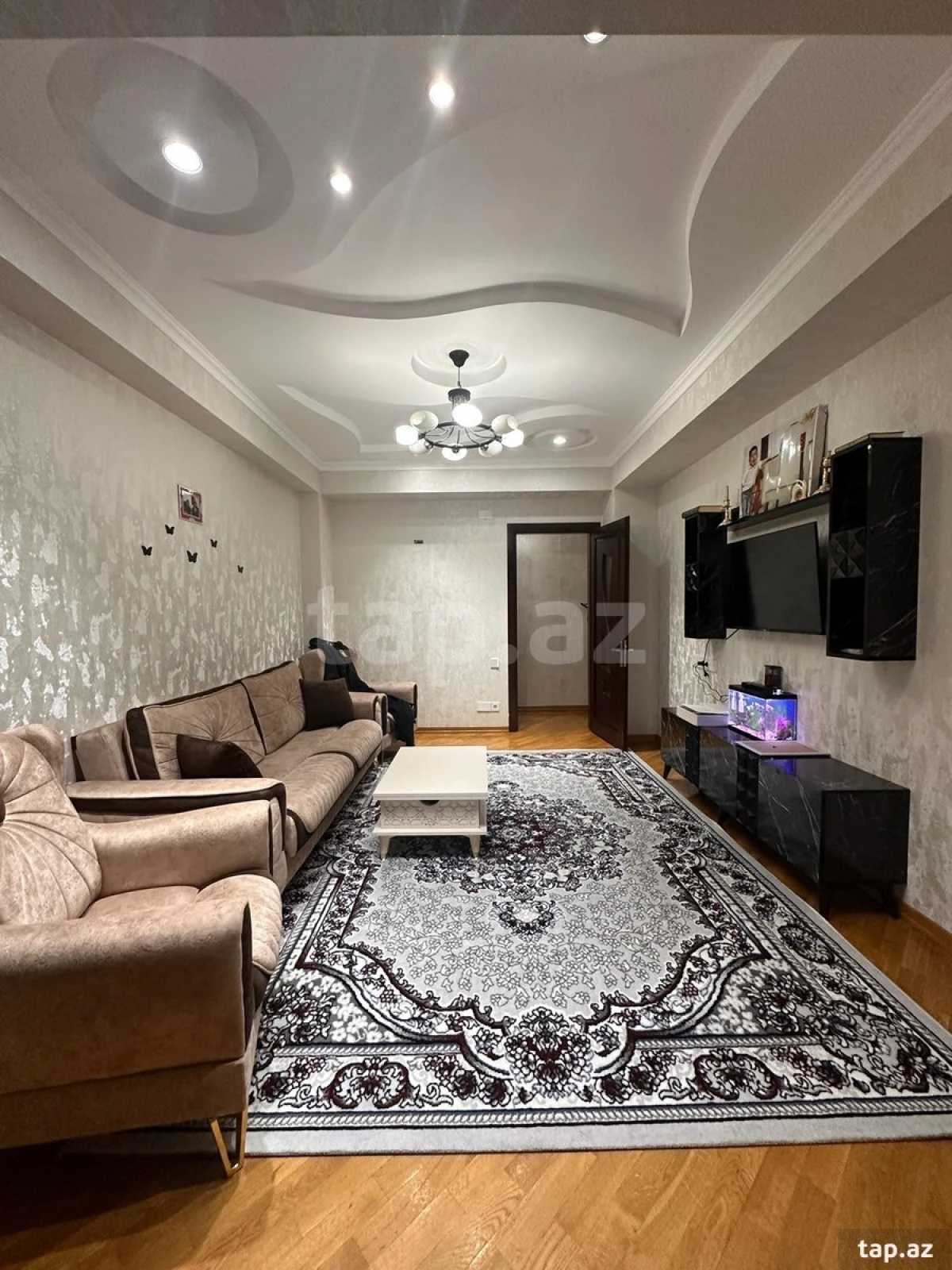 Satılır 3 otaqlı yeni tikili 76 m²