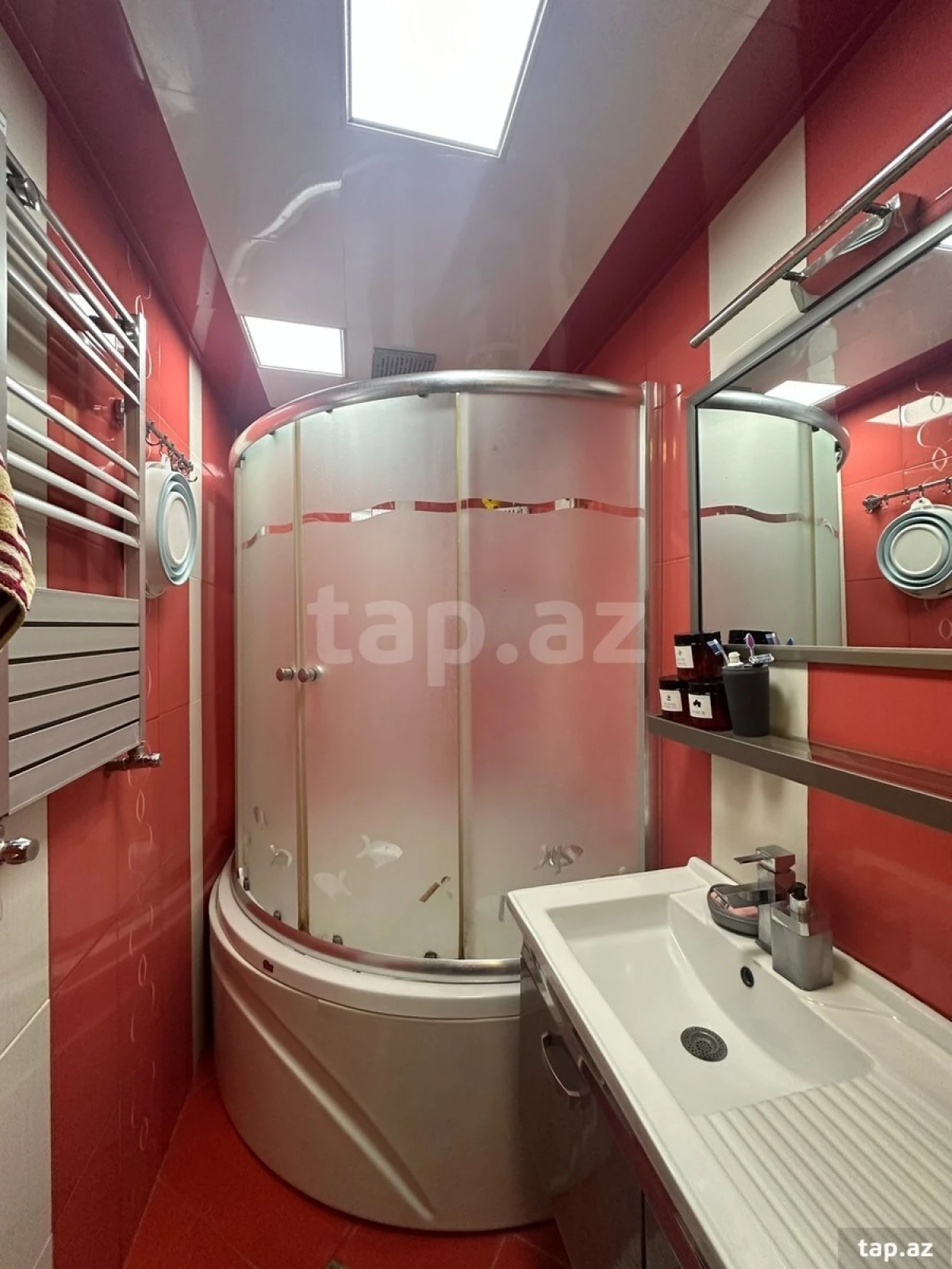 Satılır 3 otaqlı yeni tikili 76 m²