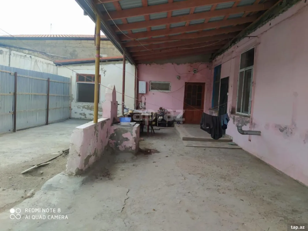Satılır 4 otaqlı həyət evi
