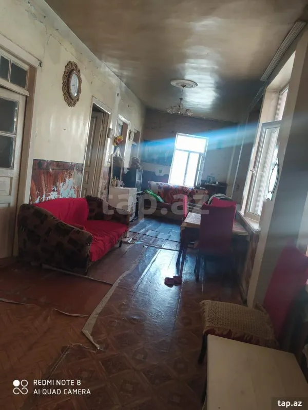 Satılır 4 otaqlı həyət evi