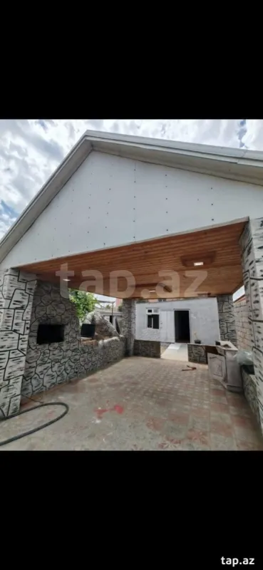 Satılır 4 otaqlı həyət evi