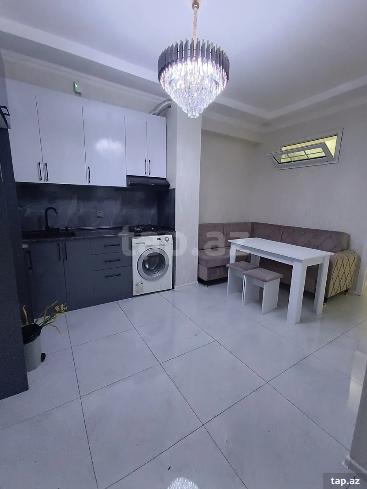 Kirayə verilir 3 otaqlı yeni tikili 55 m²