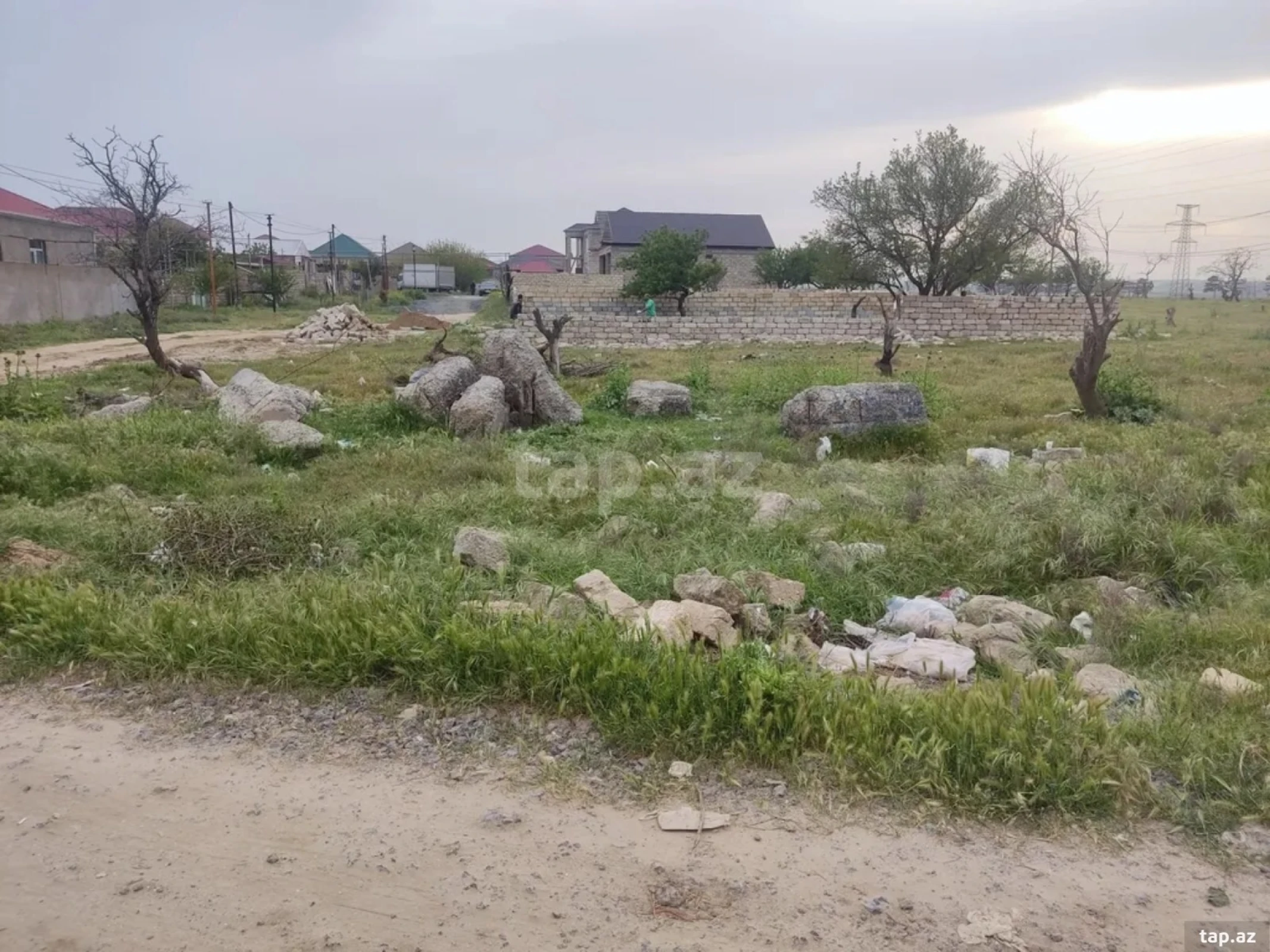 Satılır torpaq sahəsi