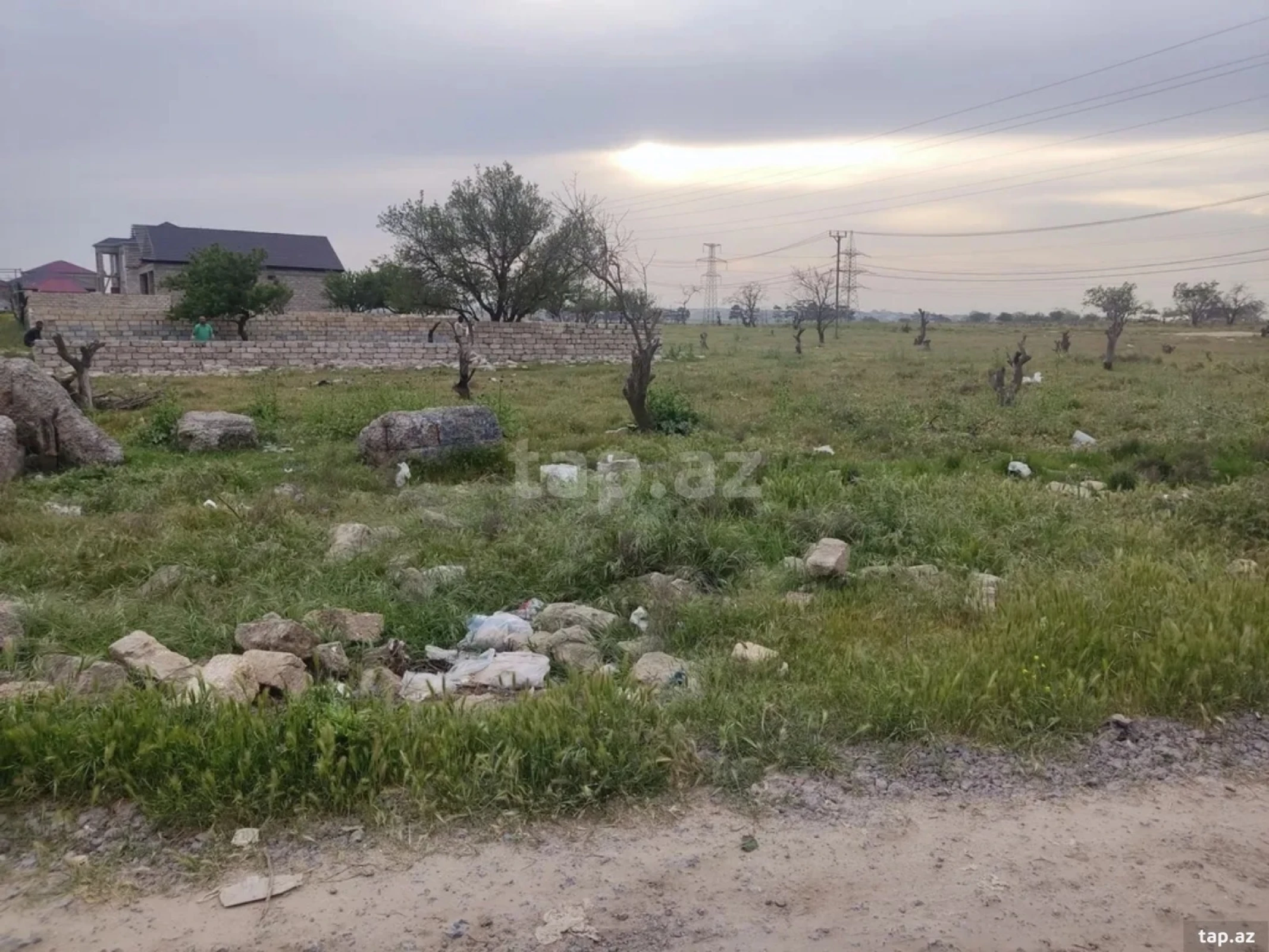 Satılır torpaq sahəsi