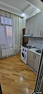 Kirayə verilir 2 otaqlı yeni tikili 50 m²