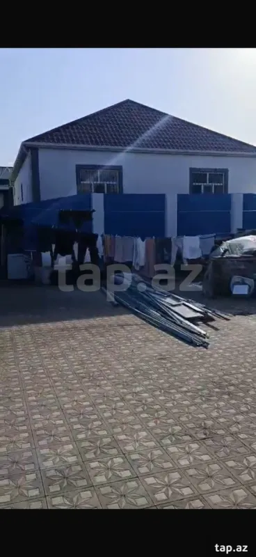 Satılır 3 otaqlı həyət evi