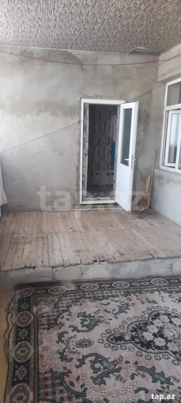 Kirayə verilir 3 otaqlı həyət evi