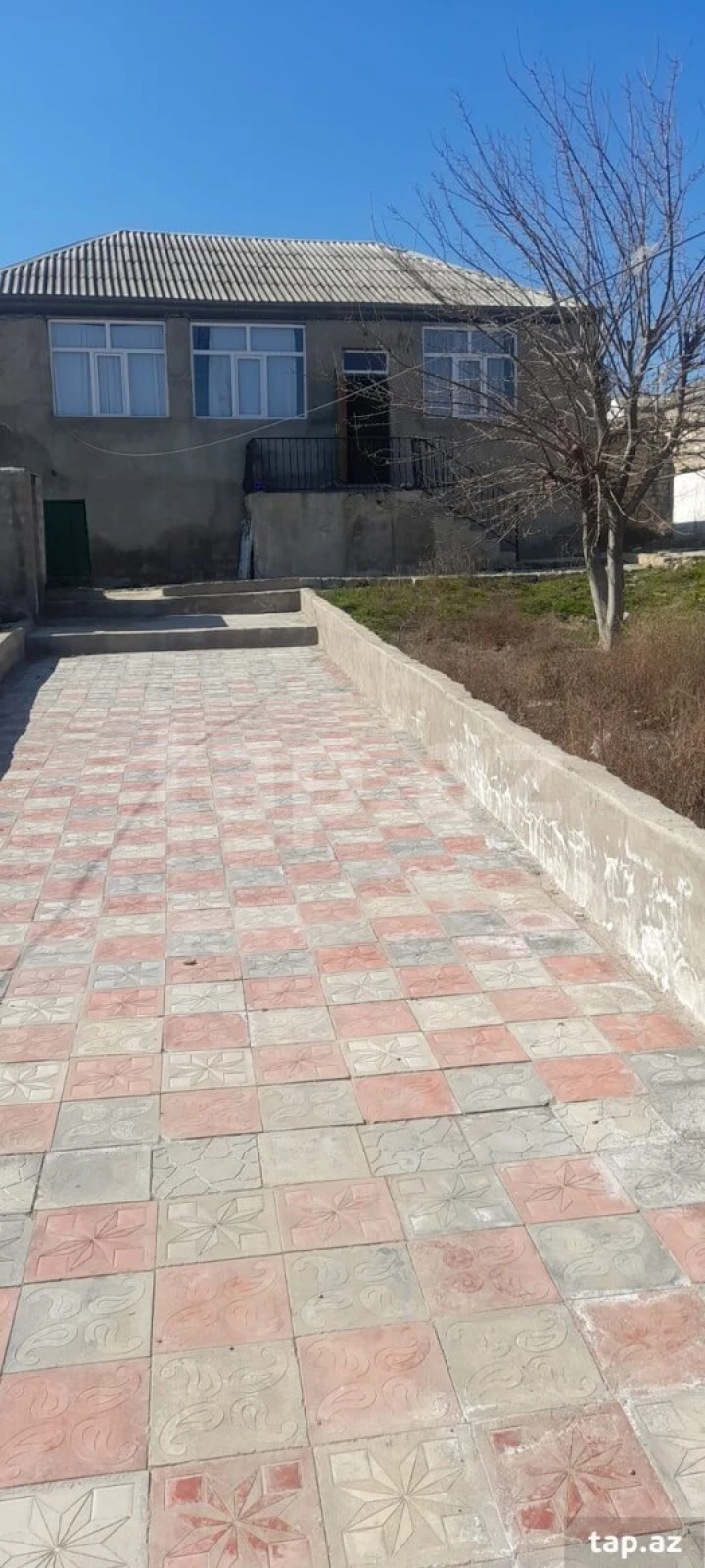 Kirayə verilir 3 otaqlı həyət evi