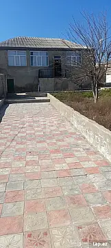 Kirayə verilir 3 otaqlı həyət evi