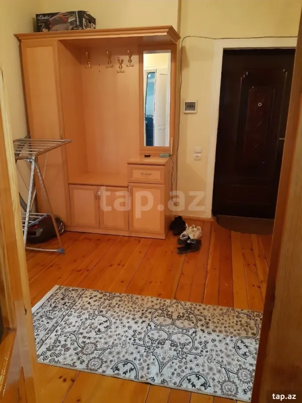 Kirayə verilir 2 otaqlı yeni tikili 73 m²