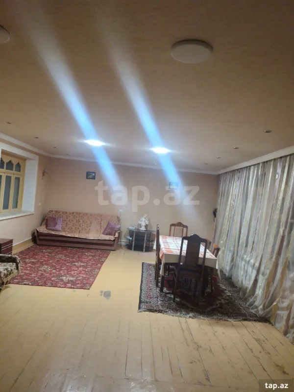 Kirayə verilir 4 otaqlı həyət evi