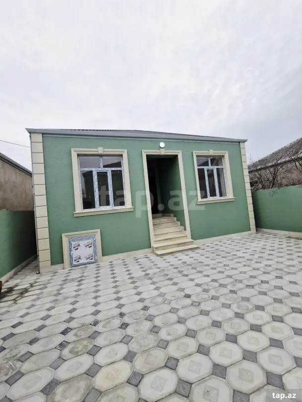 Satılır 4 otaqlı yeni tikili 110 m²